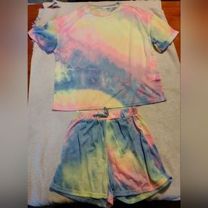 Girl's matching outfit